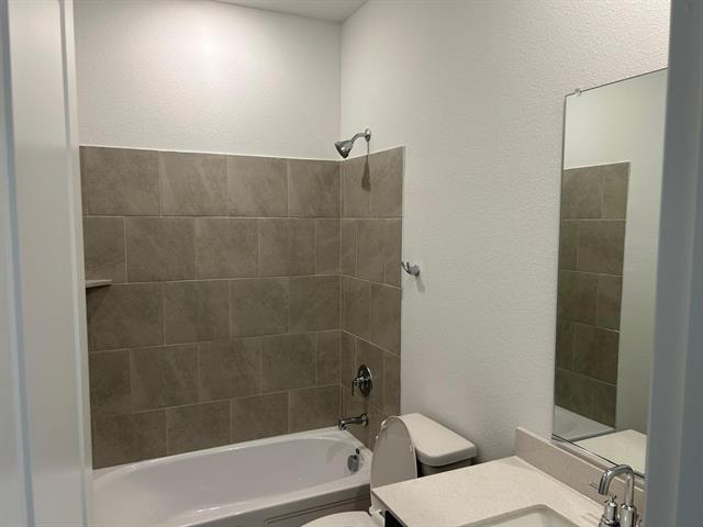 Building Photo - 5110 Bancroft Dr