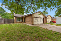 Building Photo - 117 S Lark Ln