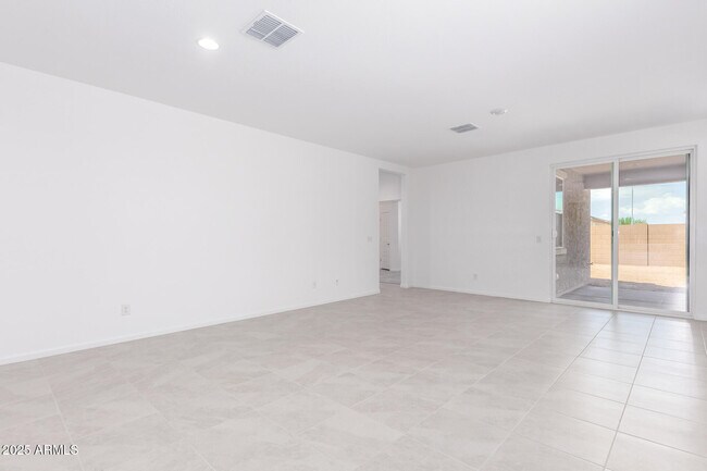 Building Photo - 4522 S 127th Ave