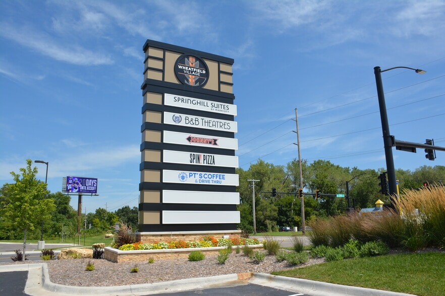 Nearby Shopping and Restaurants - 3755 SW Summerfield Dr