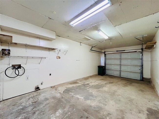 Building Photo - 9308 Kempler Dr