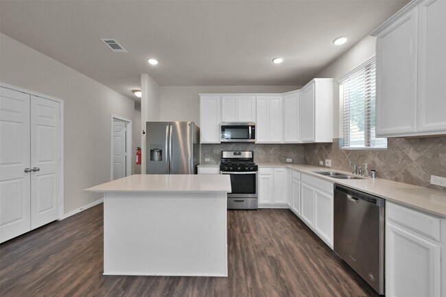 Building Photo - 4340 S Amber Ruse Ct