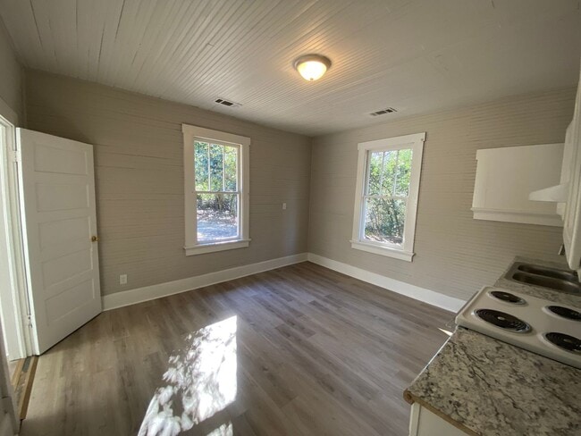 Building Photo - **UPCOMING**East Columbus, GA 3 Bedroom / 1 Bathroom Home for Rent***