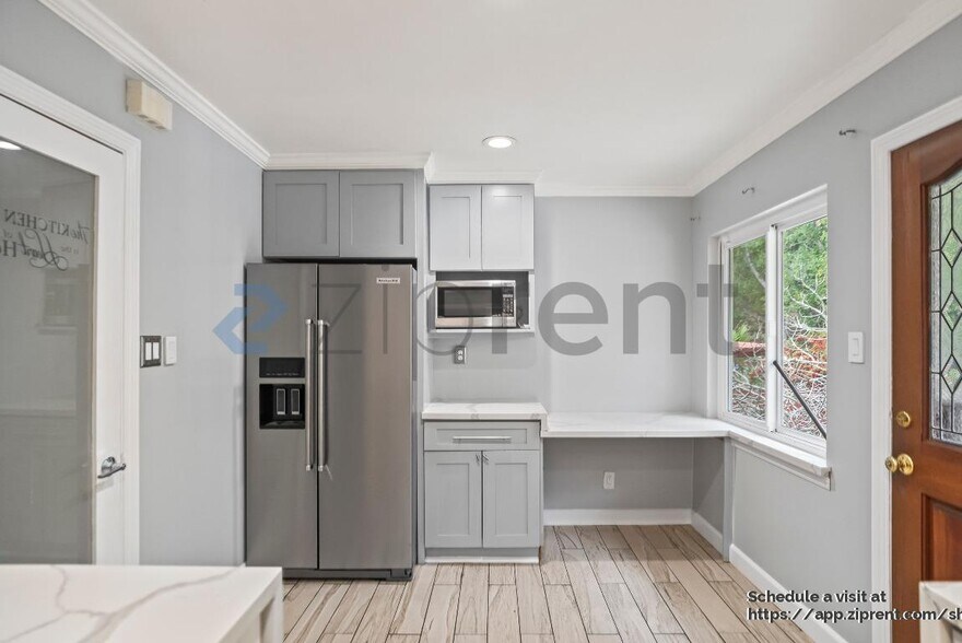 Building Photo - 4847 Stacy St