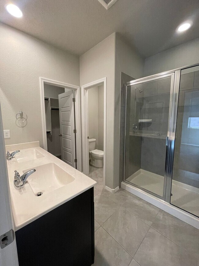 Building Photo - Mountain Hawk Estates