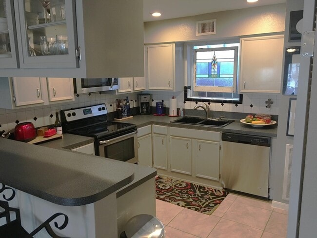 Building Photo - 4747 E NASA Pkwy