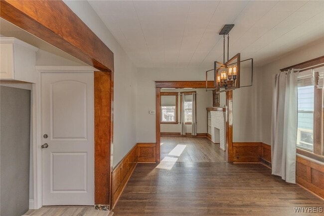 Building Photo - 20 Tacoma Ave