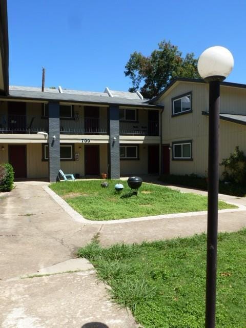 Building Photo - 700 Franklin Blvd