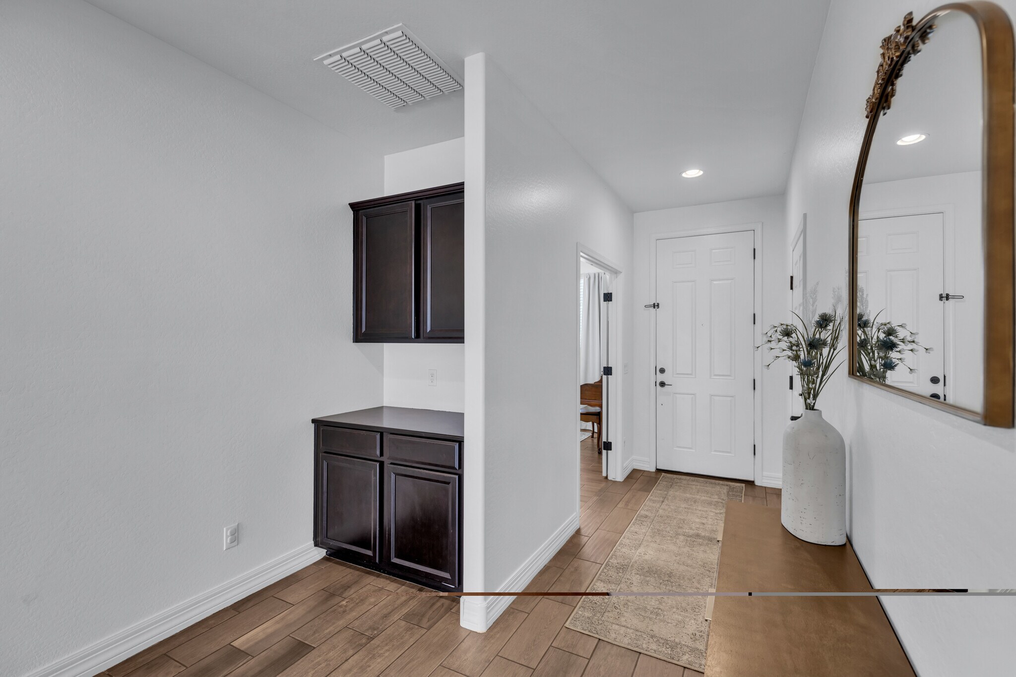 Building Photo - 1691 W Desert Spring Way