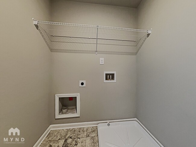 Building Photo - 155 Finley Dr