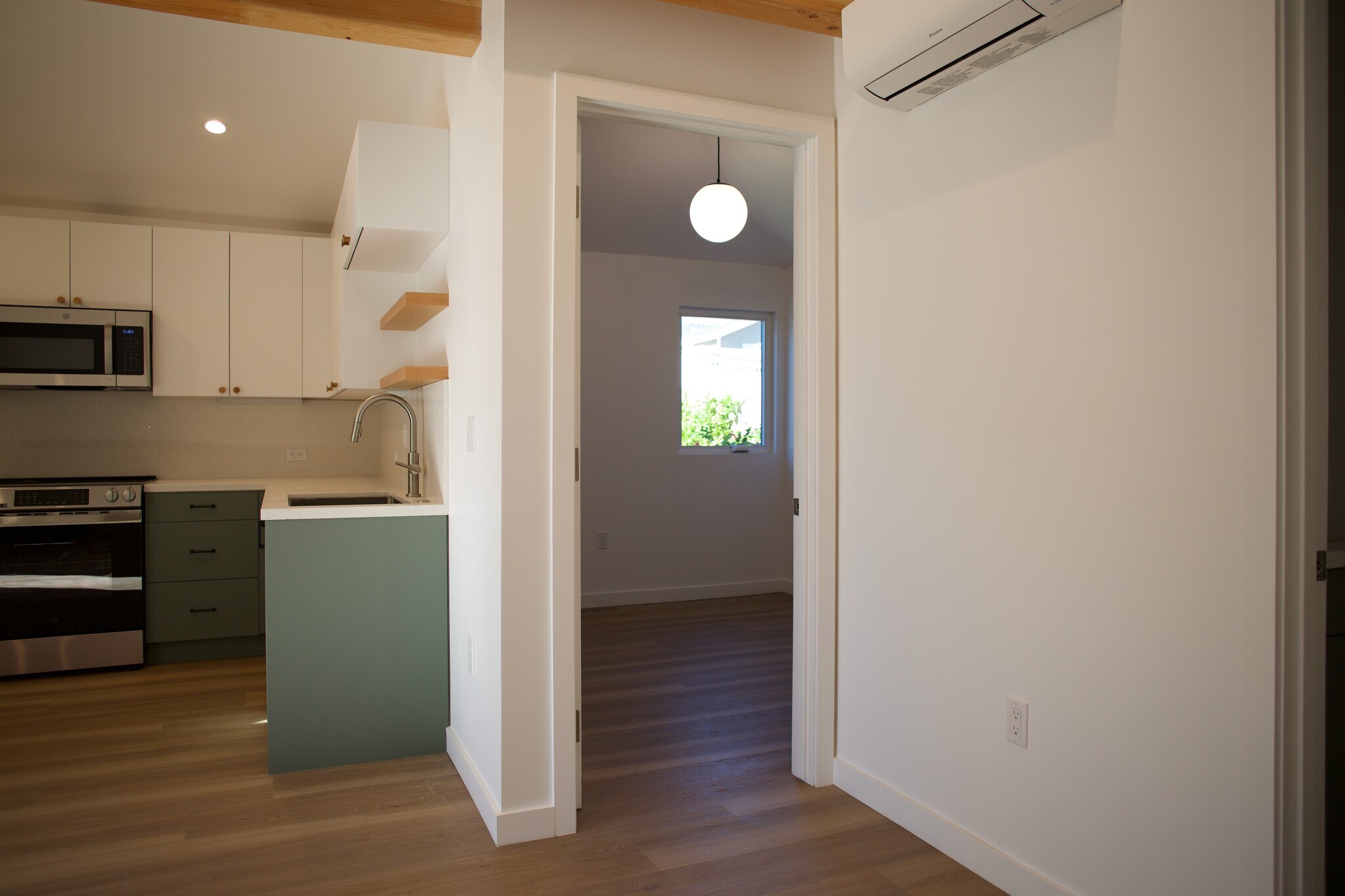 Building Photo - 5435 W 123rd Pl