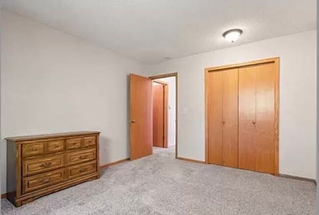 Building Photo - Charming 4-Bedroom Home in Prime Location!