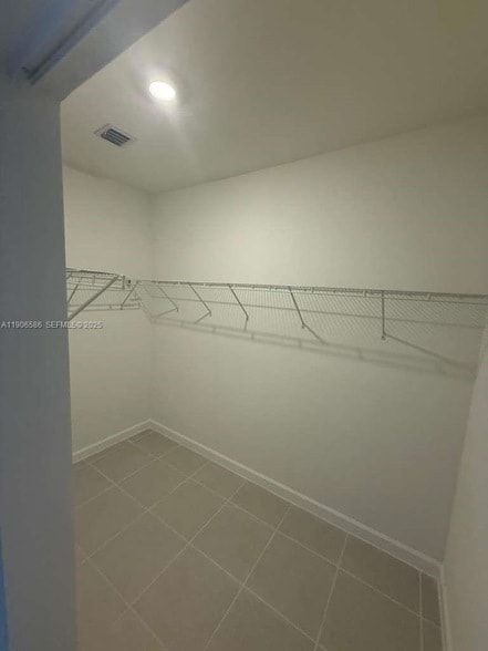 Building Photo - 16203 SW 147th Ave