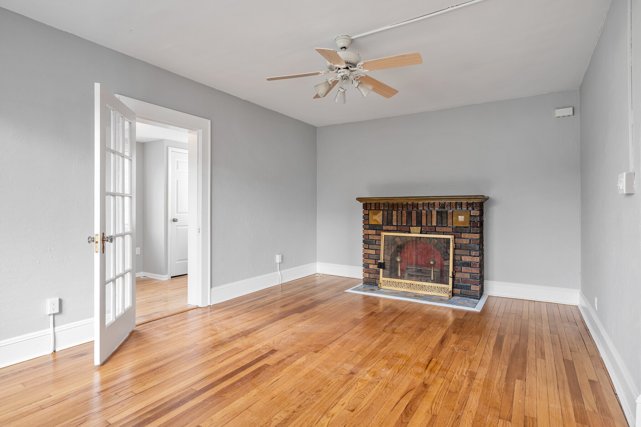 Faux Fireplace LR - 64 Hudson Ave
