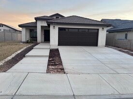 Building Photo - 8735 E 41st Pl