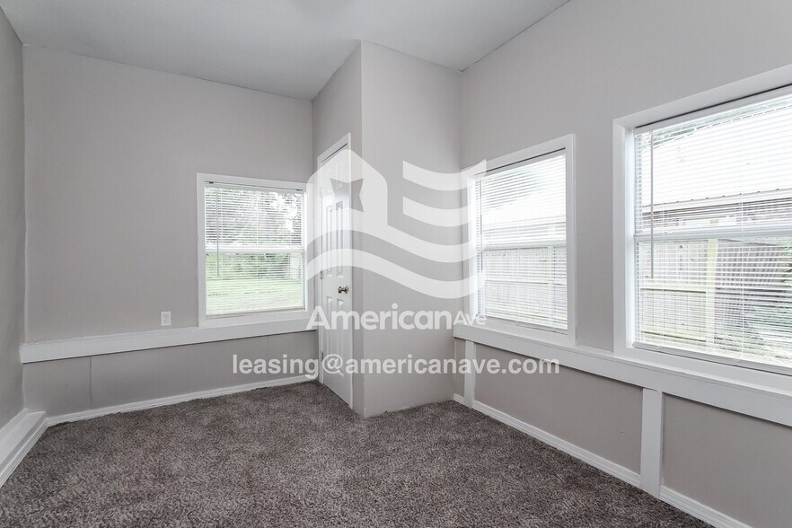 Building Photo - 532 S Muskogee Ave