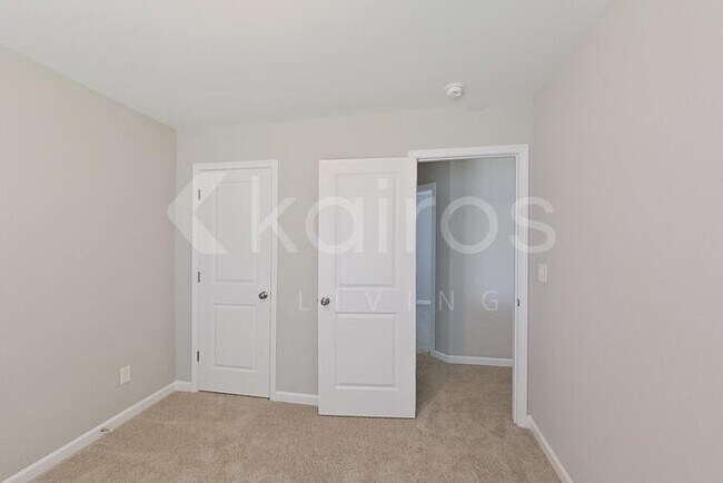Building Photo - 5147 Cobalt Fls Bnd