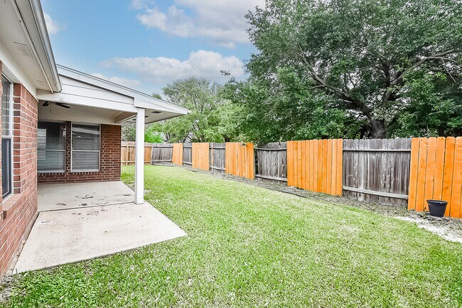 Building Photo - 23730 Ayscough Ln