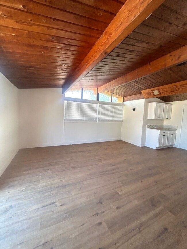 Building Photo - 6096 Cahuilla Ave