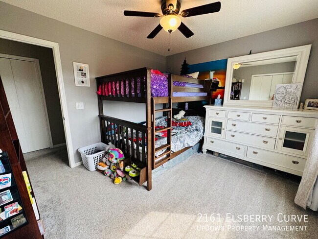 Building Photo - 2161 Elsberry Curv