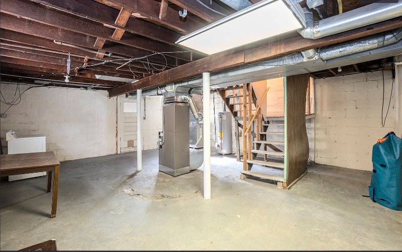 Building Photo - 3833 Webster St