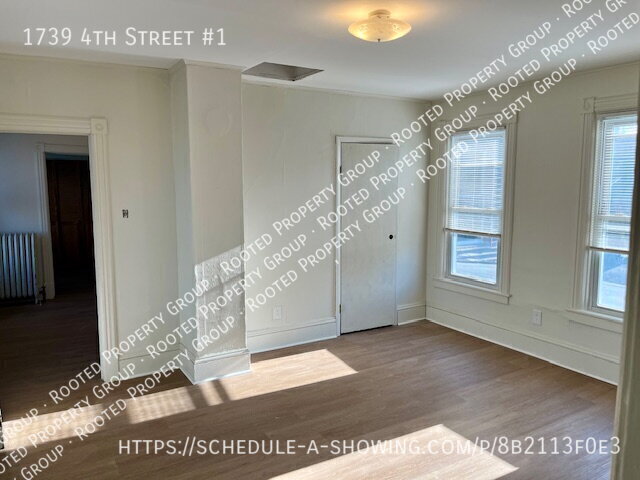 Building Photo - HUGE Rensselaer 4-Bedroom/2-Bath on Two Le...