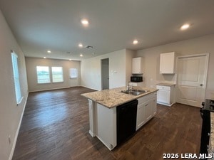 Building Photo - 465 Middle Grn Lp