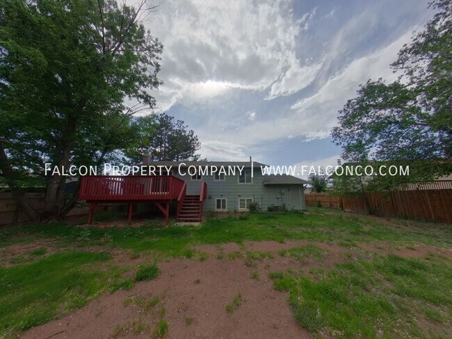 Building Photo - 1339 Hathaway Dr