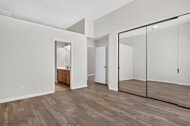 Building Photo - Single-Story Black Diamond Beauty on a Quiet Court with Private Backyard!!