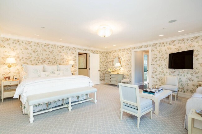 Building Photo - 63 Meadowmere Pl