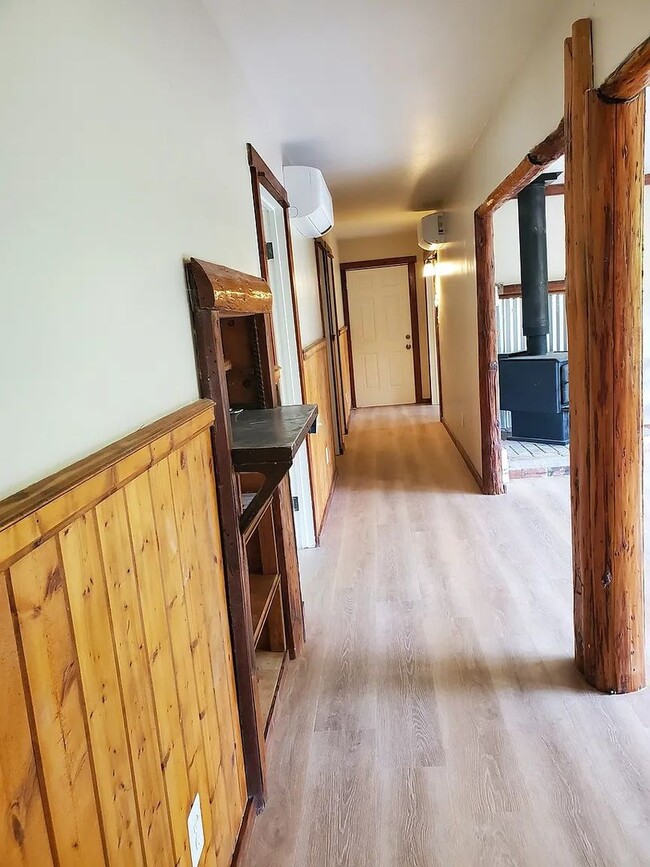 Building Photo - Welcome Home to Karas Lane. In the Country...
