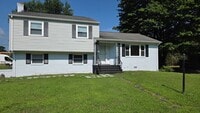 Building Photo - Coming Soon | $2,000/mo | Spacious Split-L...