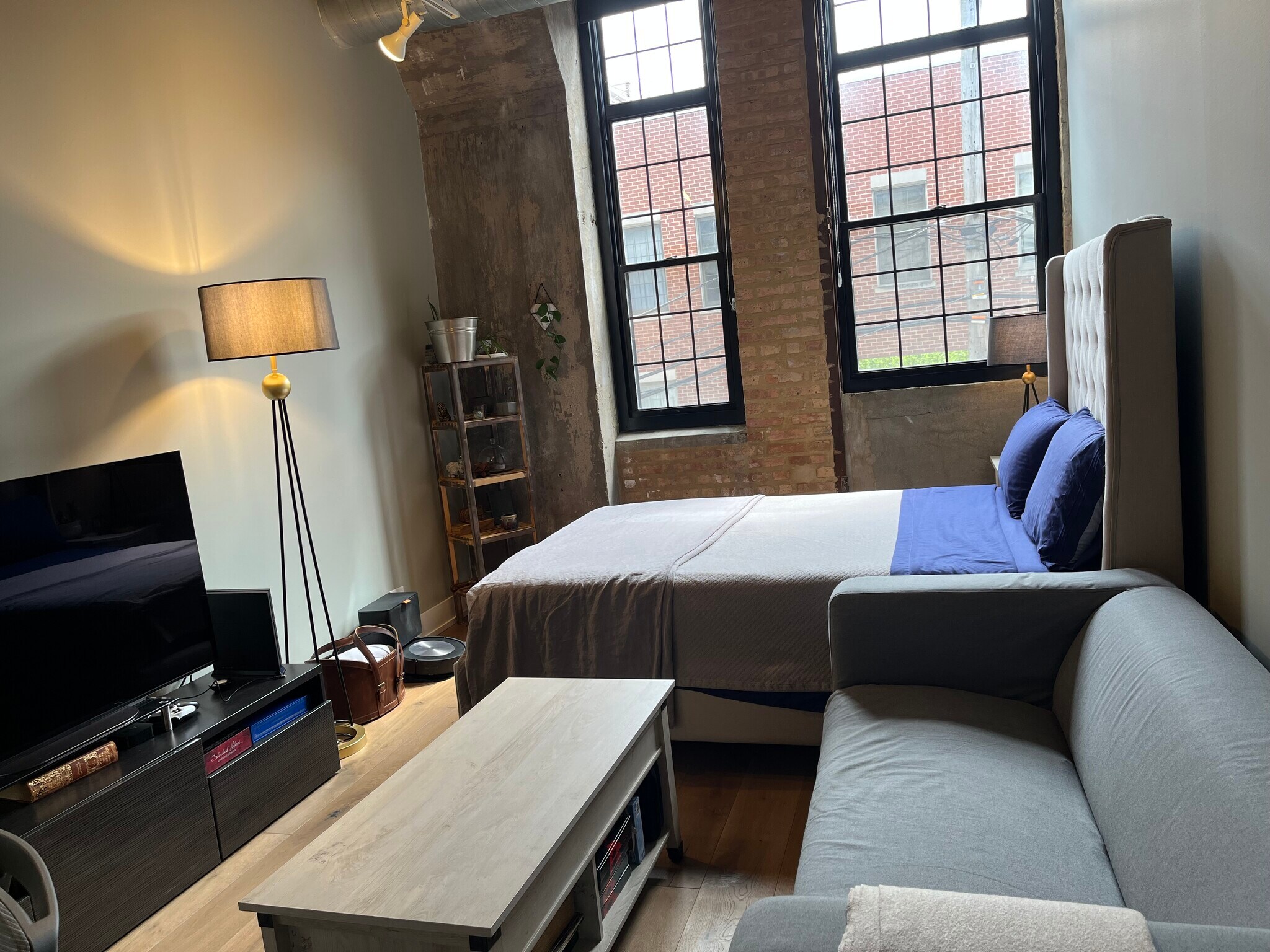 Spare Bedroom - 17 N Loomis St
