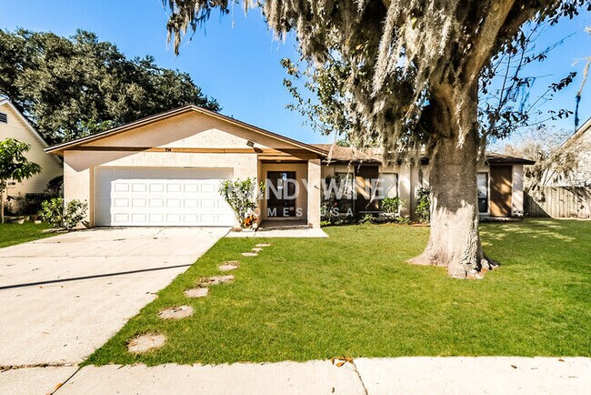 Building Photo - 734 Sandy Creek Dr