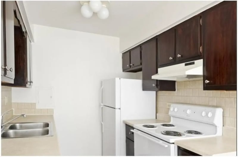 Building Photo - 3060 Kathe Ln