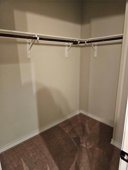 Building Photo - 1802 Los Olivios Wy