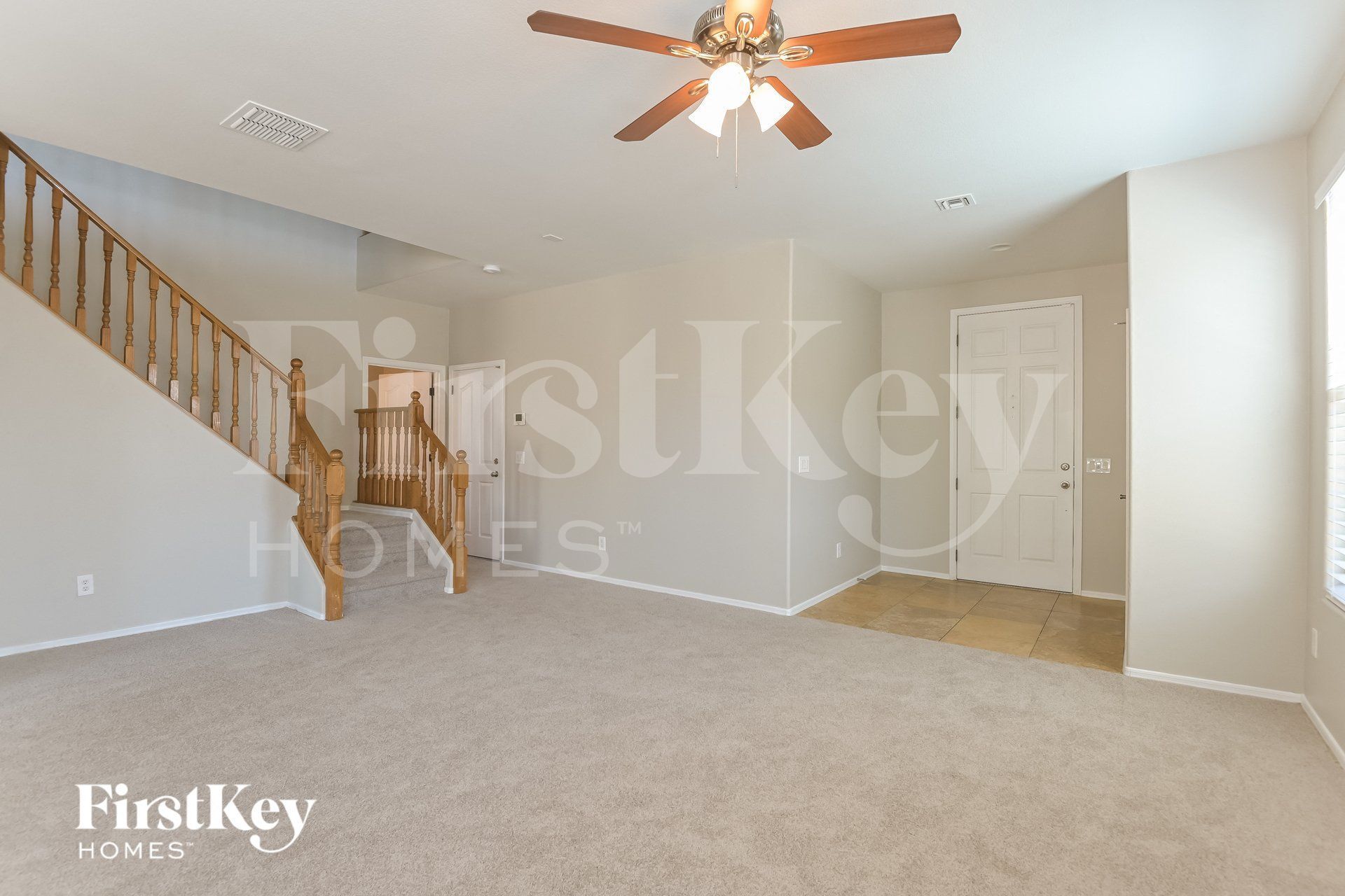 Building Photo - 1320 S Woodbine Ln