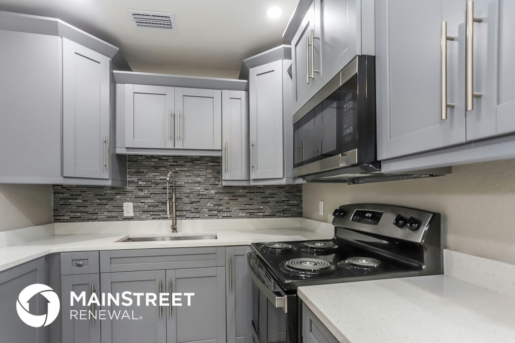 Building Photo - 3911 W Walnut St