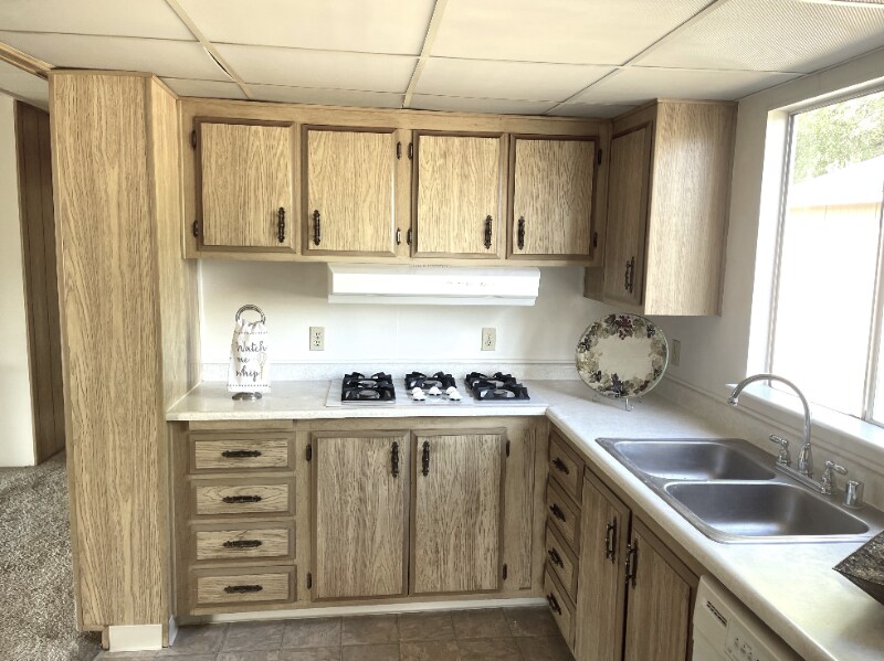 Building Photo - 17880 Mockingbird Dr