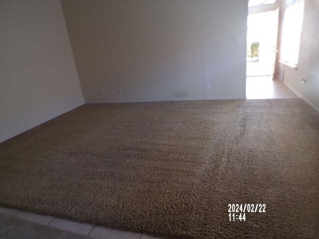 Building Photo - Great Townhouse