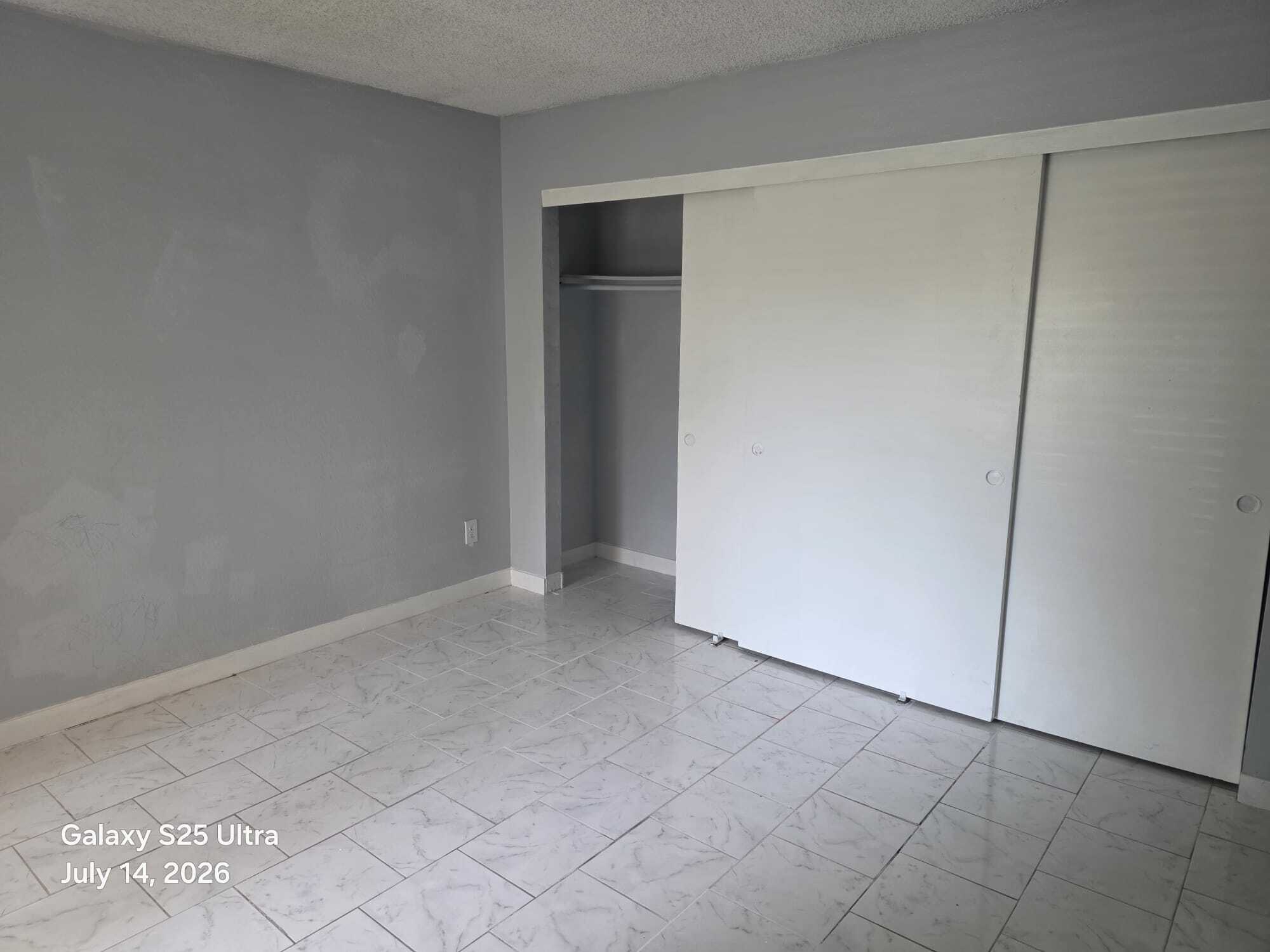 Building Photo - 6560 College Grove Dr