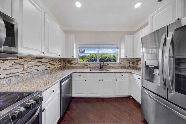 Building Photo - 4501 Windmill Palm Way