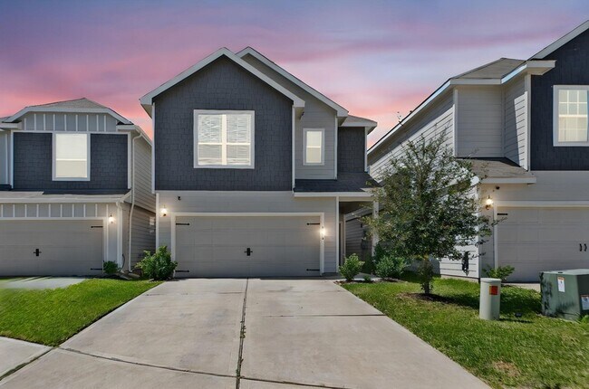 Primary Photo - 3915 Calasso Ct