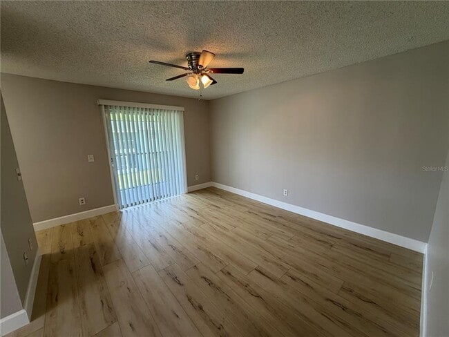 Building Photo - 4160 Pershing Pointe Pl