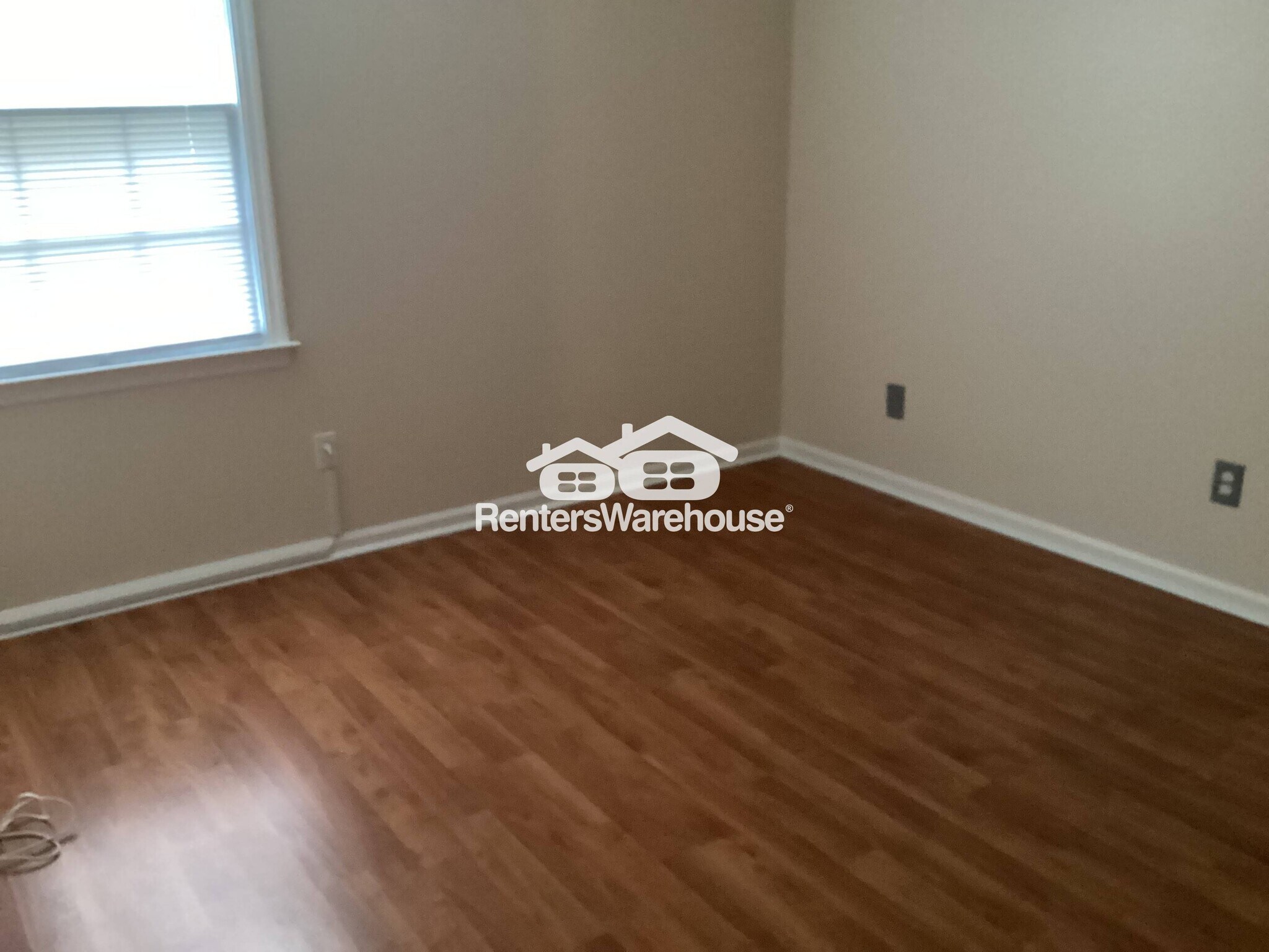 Building Photo - 6700 Roswell Rd NE