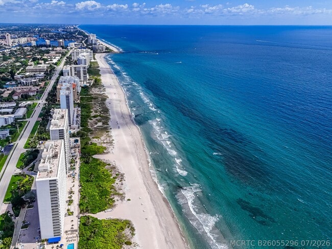 Building Photo - 2851 S Ocean Blvd