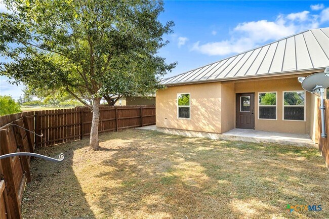 Building Photo - 1009 Tripp Ln