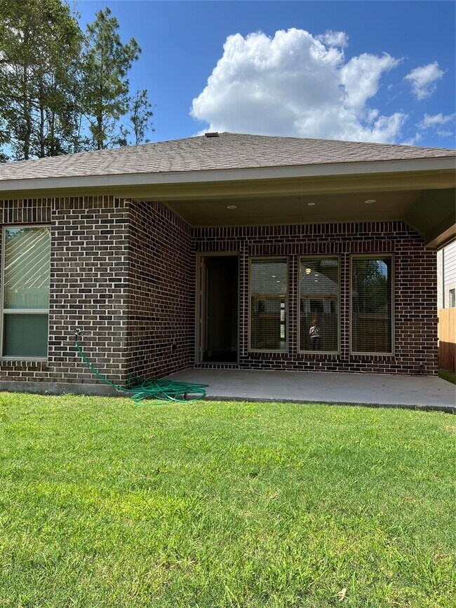 Building Photo - 15830 Bird of Paradise Dr
