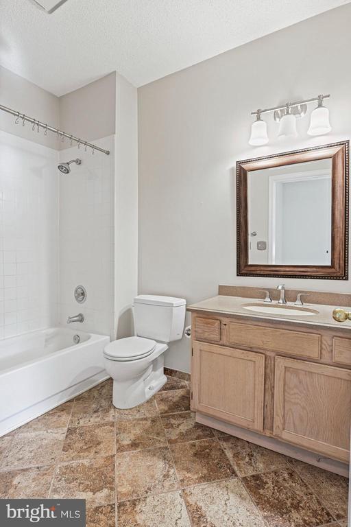 Building Photo - 14300 Rosy Ln