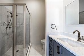 Building Photo - 10432 High Hollows Dr